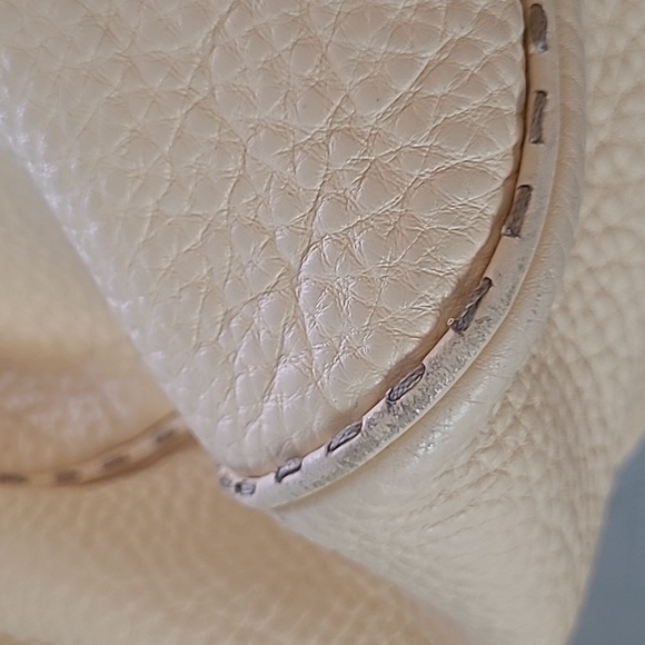 FENDI Cream pebbled Leather Handbag - Picture 10 of 12